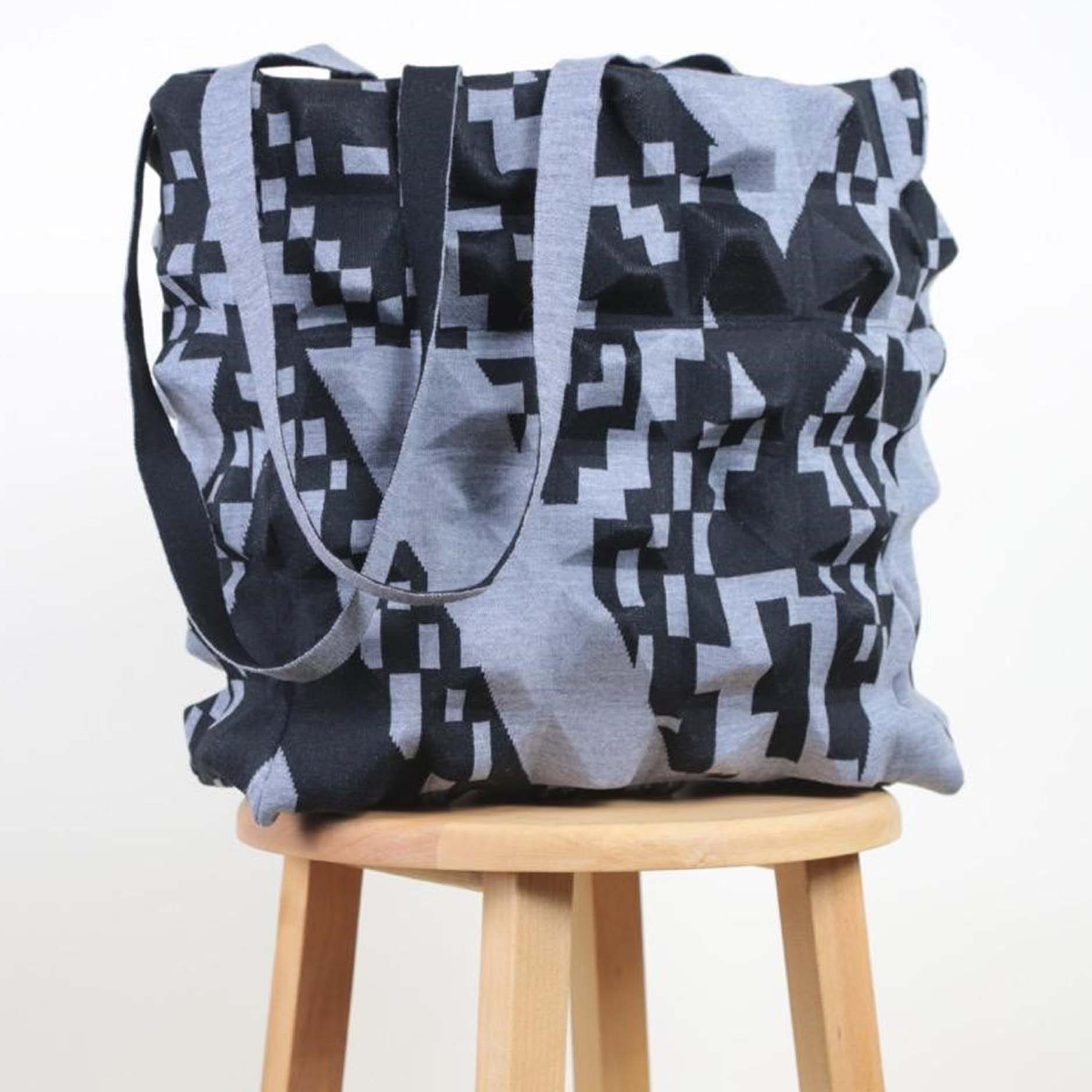 suedwolle modular bag